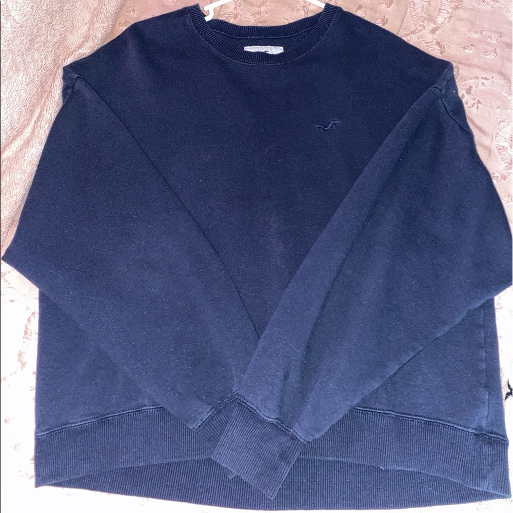 Hollister navy blue crewneck